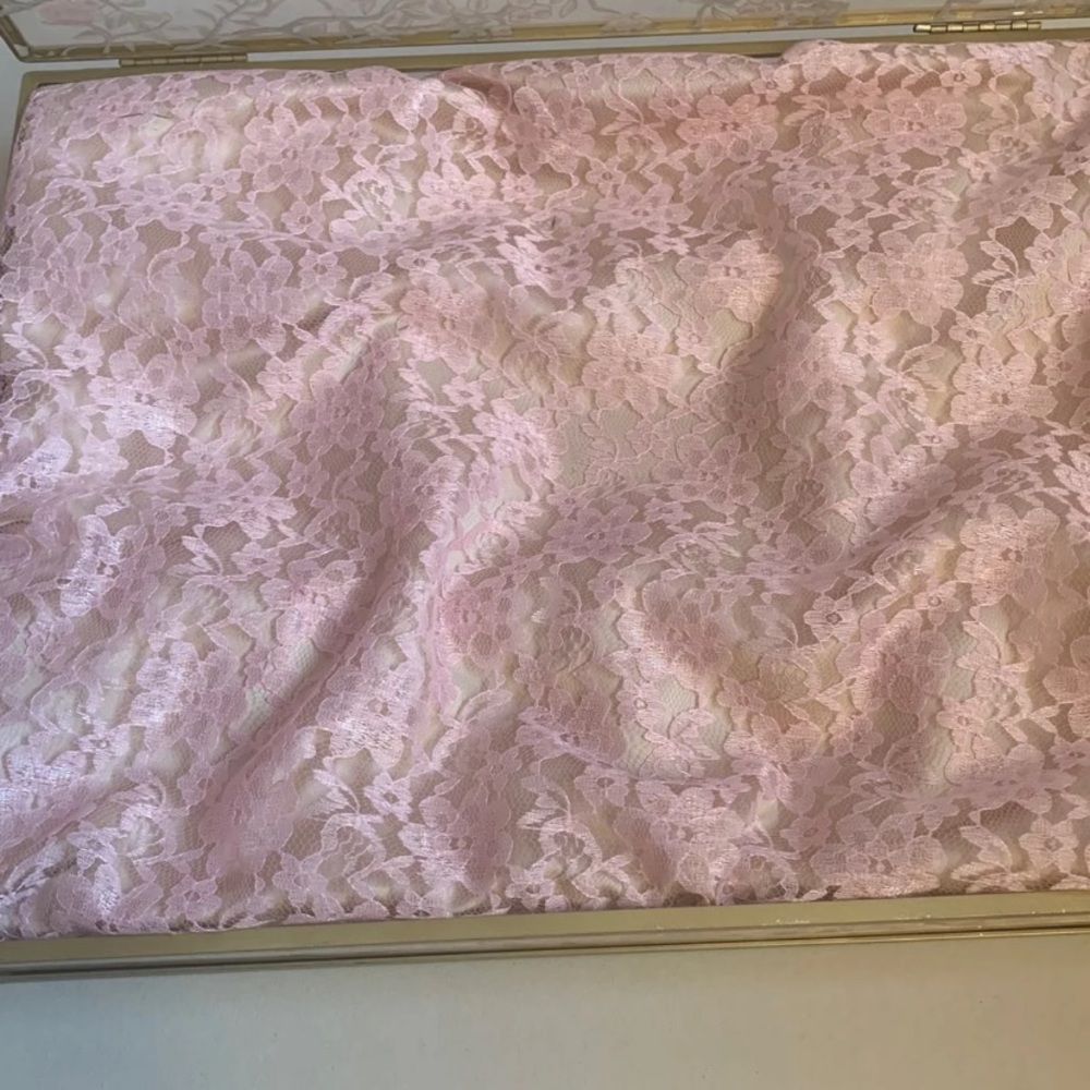 ISO Too faced PR - Picture 3 of 3